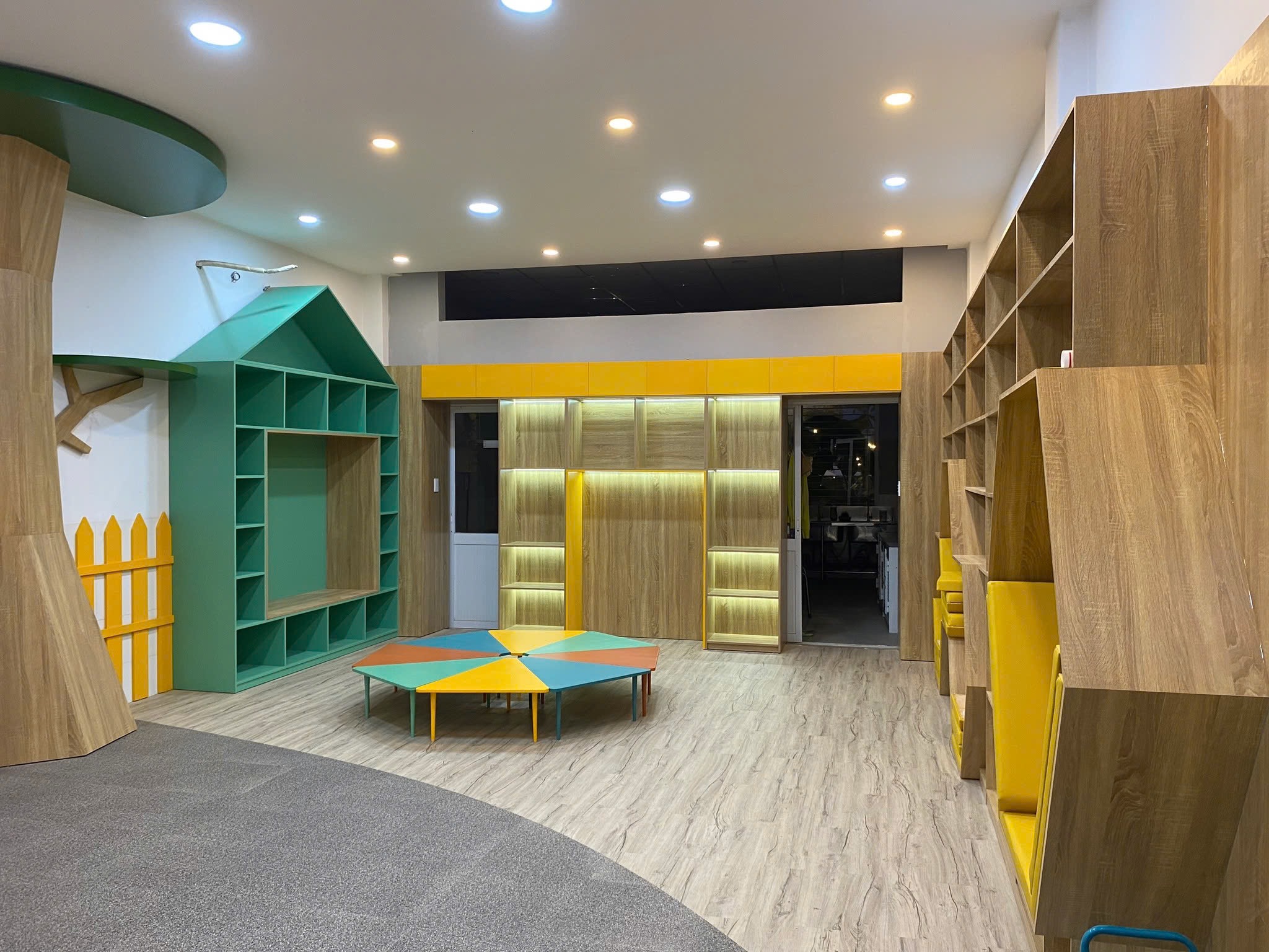 Thi công nội thất cho công trình giáo dục tại TP.HCM 6 Thi công nội thất cho công trình giáo dục tại TP.HCM